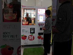 أجهزة بيع الوجبات الخفيفة في الشوارع مع قارئ بطاقات ومقبل نقود